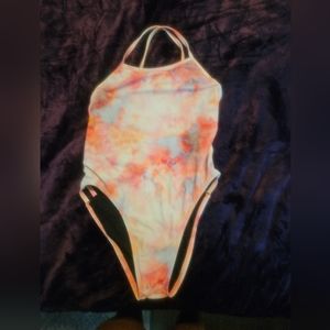 Jolyn Julian 32 - Sherbet EUC